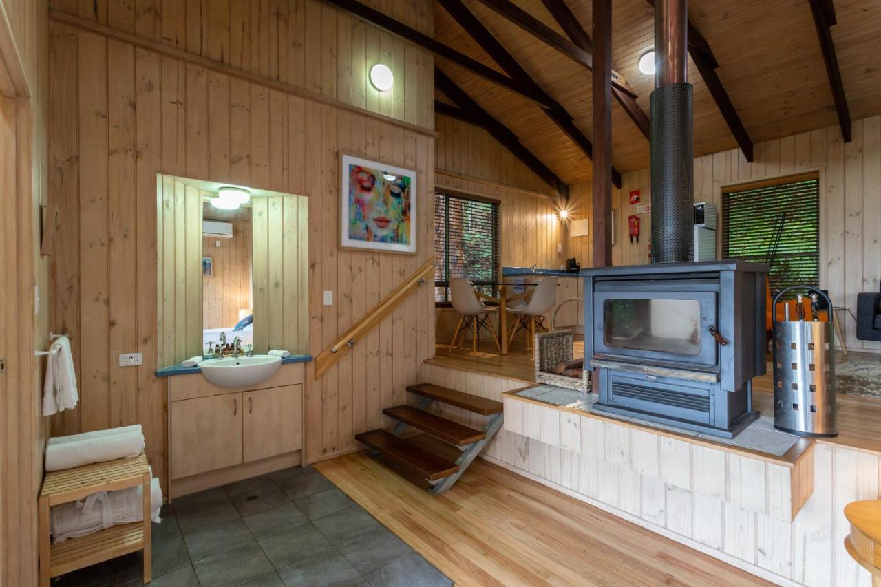 Treetops Seaview Montville Exterior foto