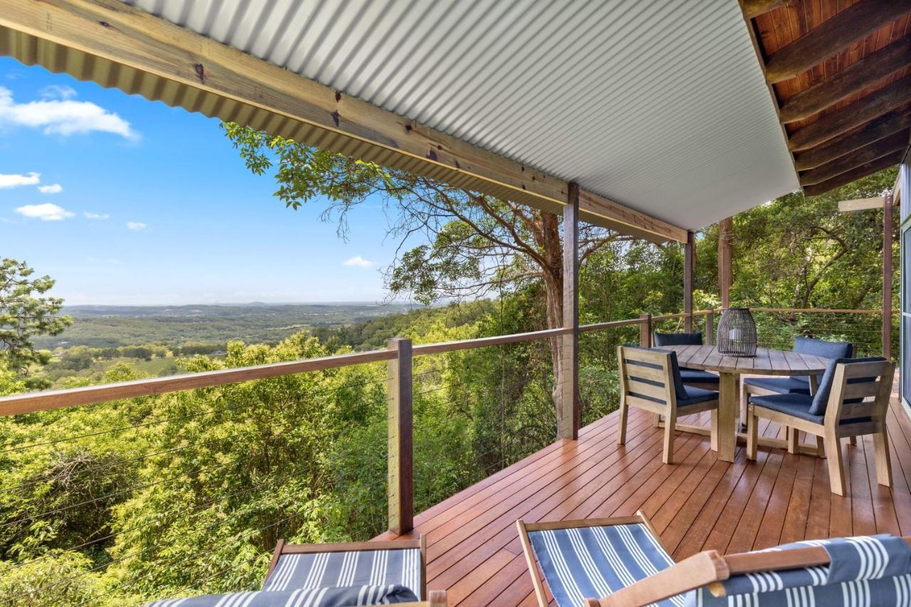 Treetops Seaview Montville Exterior foto